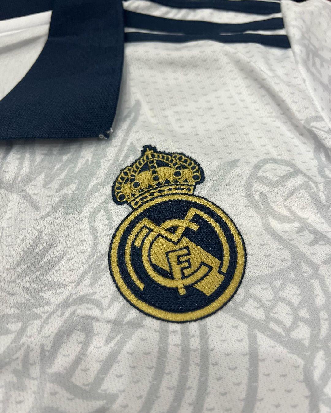 Real Madrid x Hello Kitty Dragon Jersey